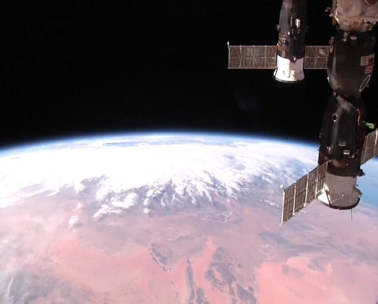 iss hd live